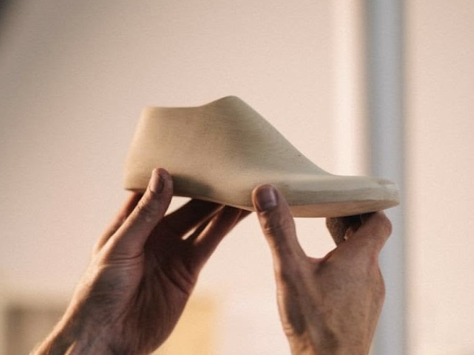 Footwear Quality Control: How Brands Should Manage Quality Before Shipment