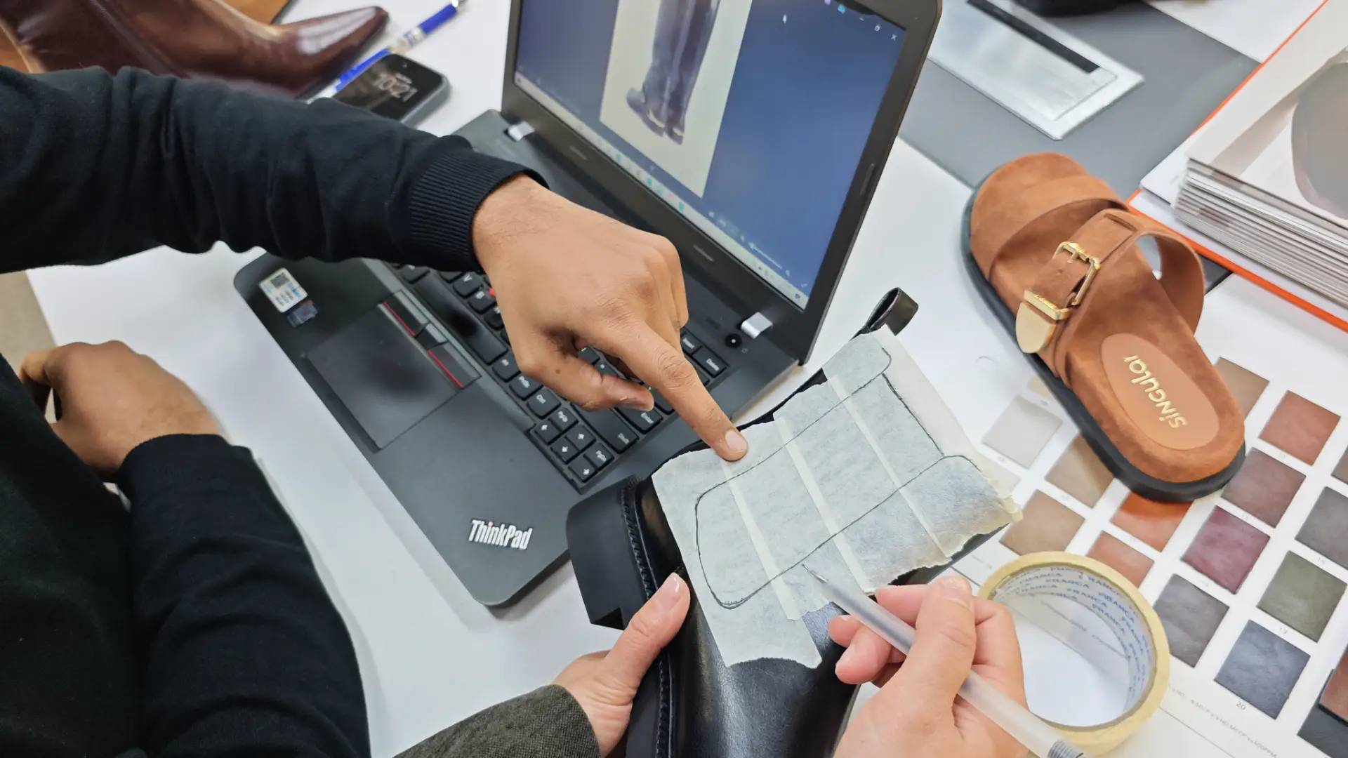 Costo de Muestreo de Calzado Explicado: Una Guía Completa para el Desarrollo de Zapatos OEM y ODM