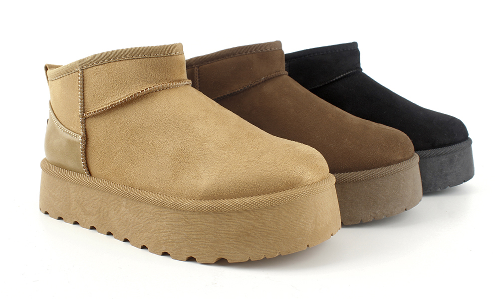 Leather Patch Platform Snow Boots 4