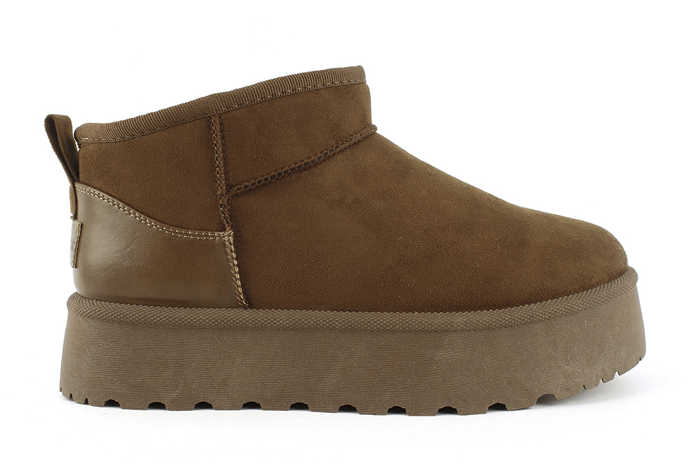Leather Patch Platform Snow Boots 2
