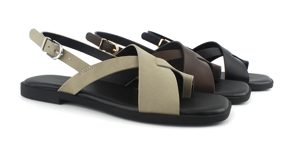 Minimalist Toe Loop Slingback Sandal 4