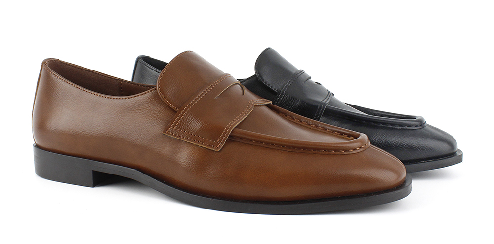 Raised Apron Seam Flat Penny Loafers 3
