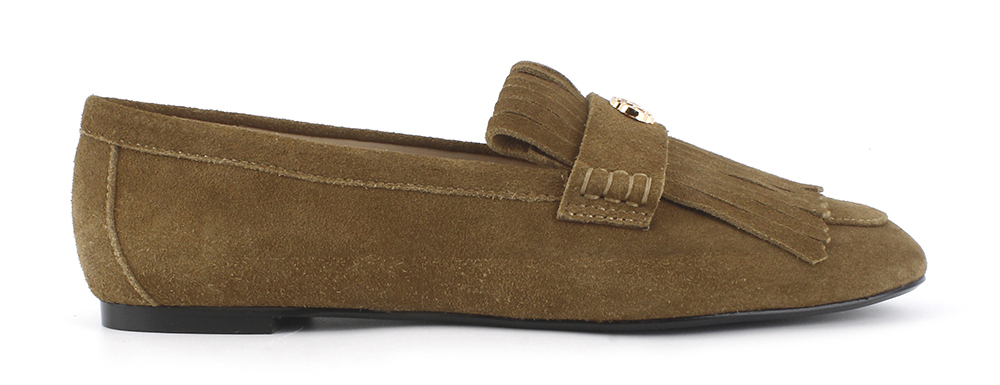 Metal Emblem Kiltie Fringe Flat Loafers